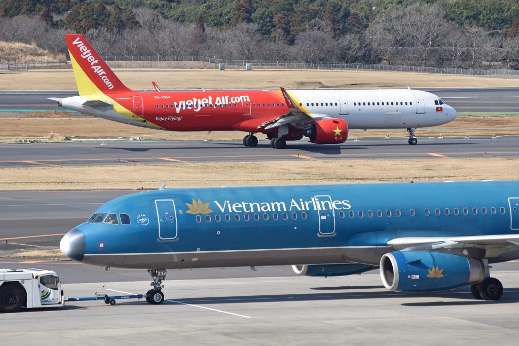 Airlines in Vietnam for dental trip