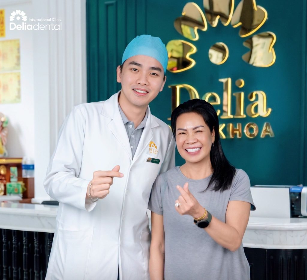 Customer's stunning smile at Delia Dental Clinic
