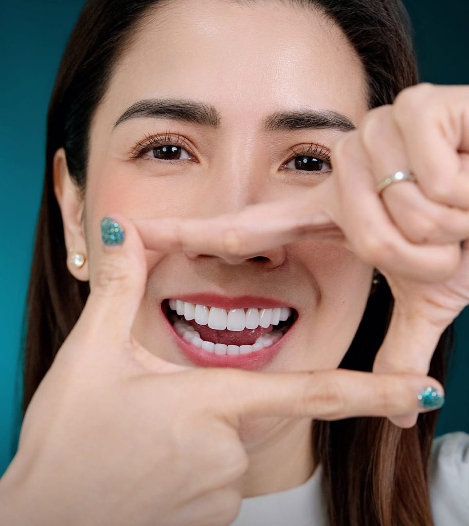 Full-arch vs full-mouth dental crowns